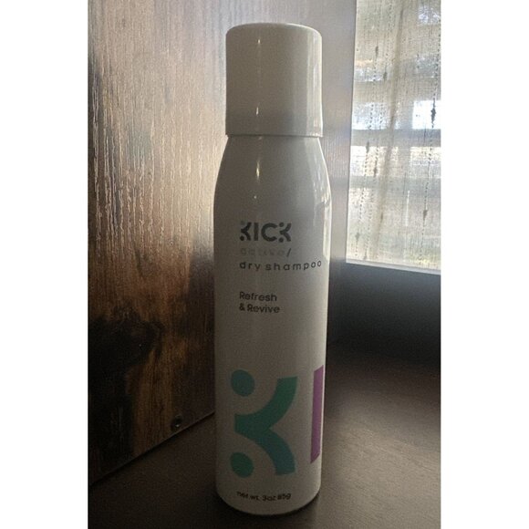 New in box Kick Active Dry Shampoo Spray 3oz for Oily Hair & Thermal Protectant - Picture 1 of 3